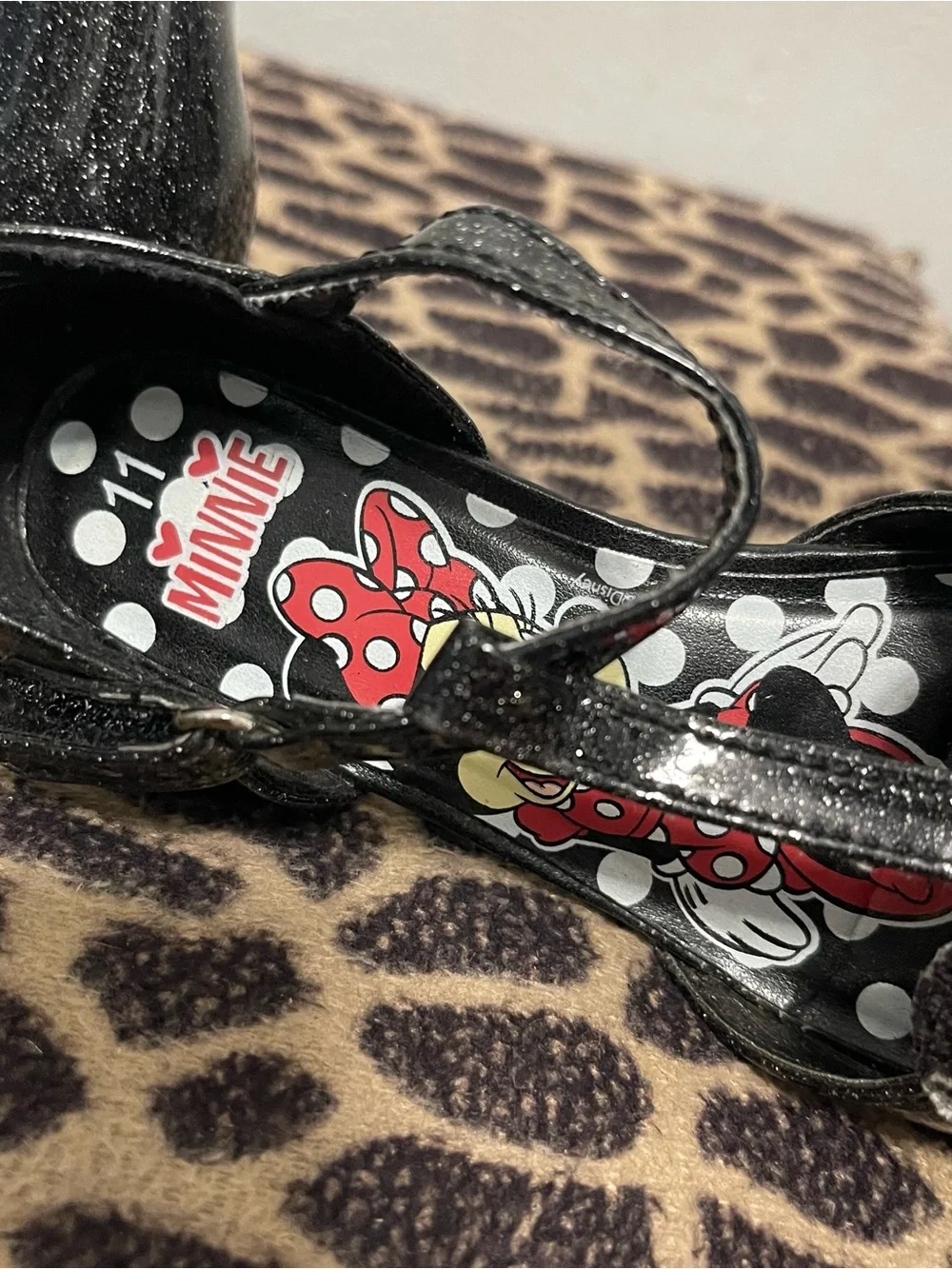 Disney Minnie Mouse Low Heel Bow Shoes Black Glitter Straps Vacation Girls 11